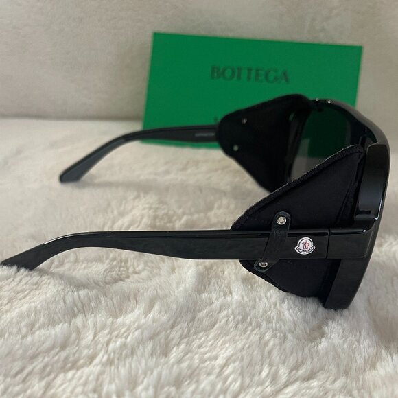 Moncler Diffractor ML 0206 05C Black Mirror Oversized Sunglasses Frame 66-11-140 - Picture 8 of 16